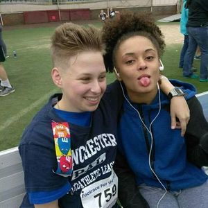 Meet your Posher, Crystal